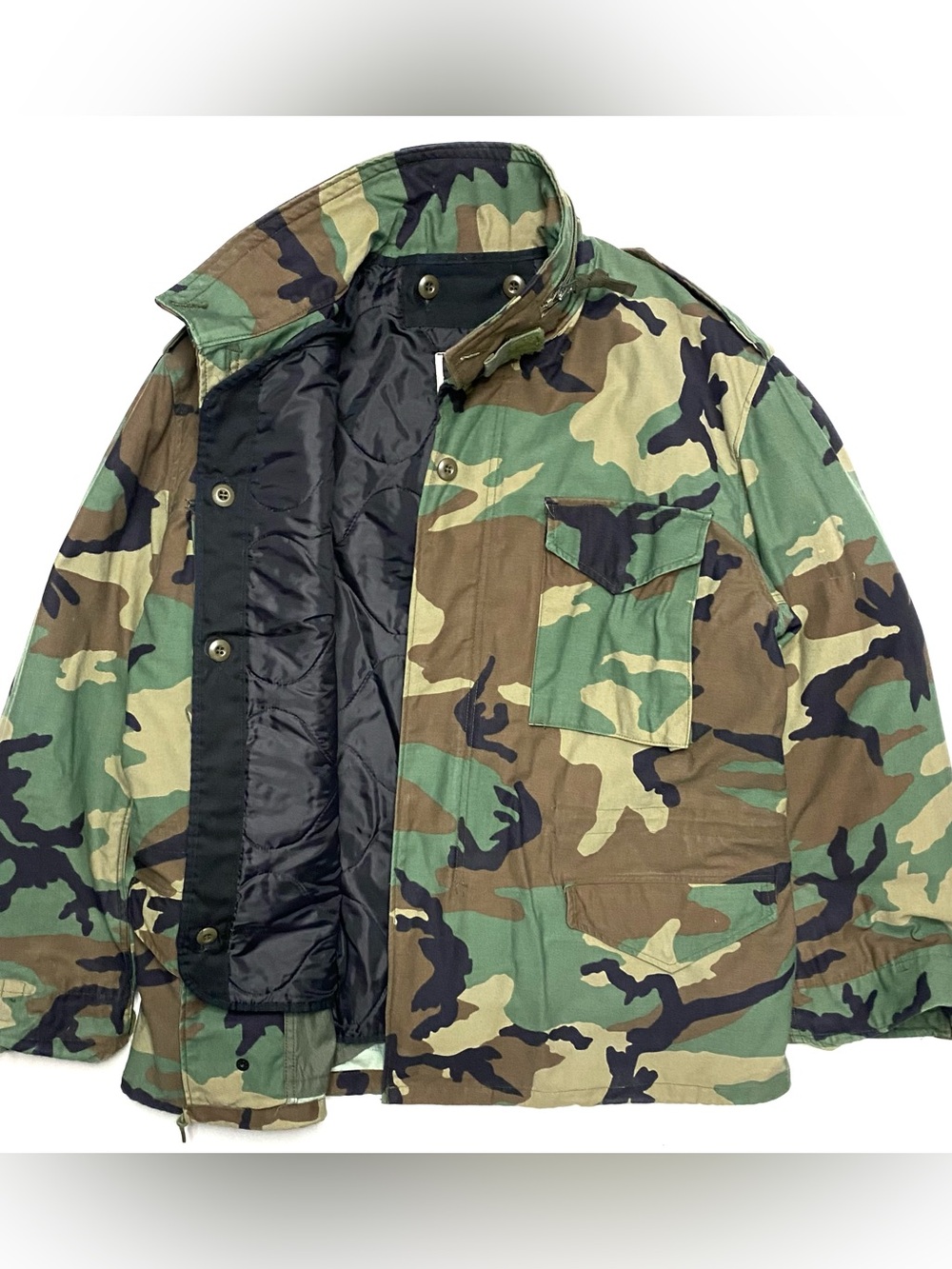 Vintage 90’s USGI M-65 Cold Weather Woodland Camo Field Jacket Size Large USA